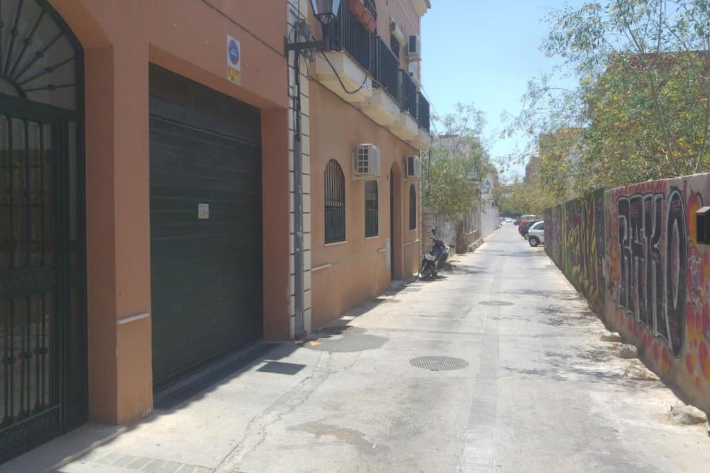 Apartamento Con Parking Gratis En El Centro De Malaga Apartment Exterior photo