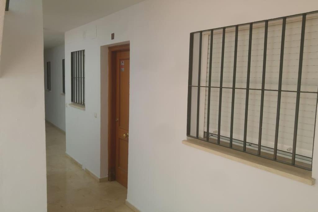 Apartamento Con Parking Gratis En El Centro De Malaga Apartment Exterior photo